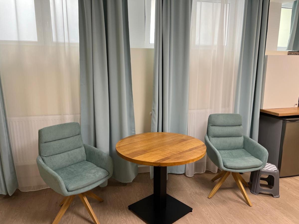 Souterrain Studio-Apartment Nuremberg Bagian luar foto