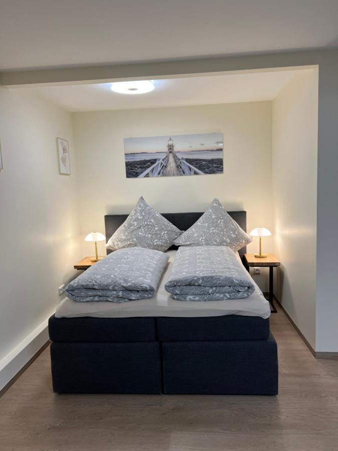 Souterrain Studio-Apartment Nuremberg Bagian luar foto